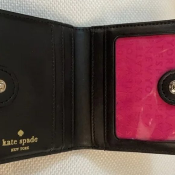 kate spade cream & black striped wallet - new/scuffed - Picture 3 of 14
